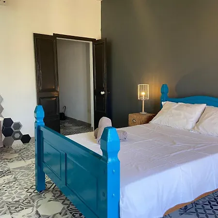 Distant Seaview Penthouse Apartament Sliema