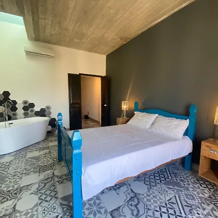 Distant Seaview Penthouse * Sliema