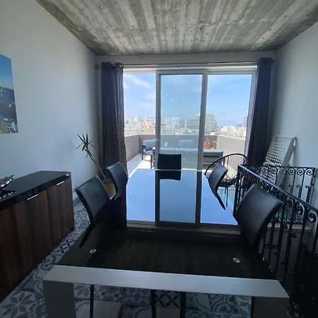 Apartamento Distant Seaview Penthouse